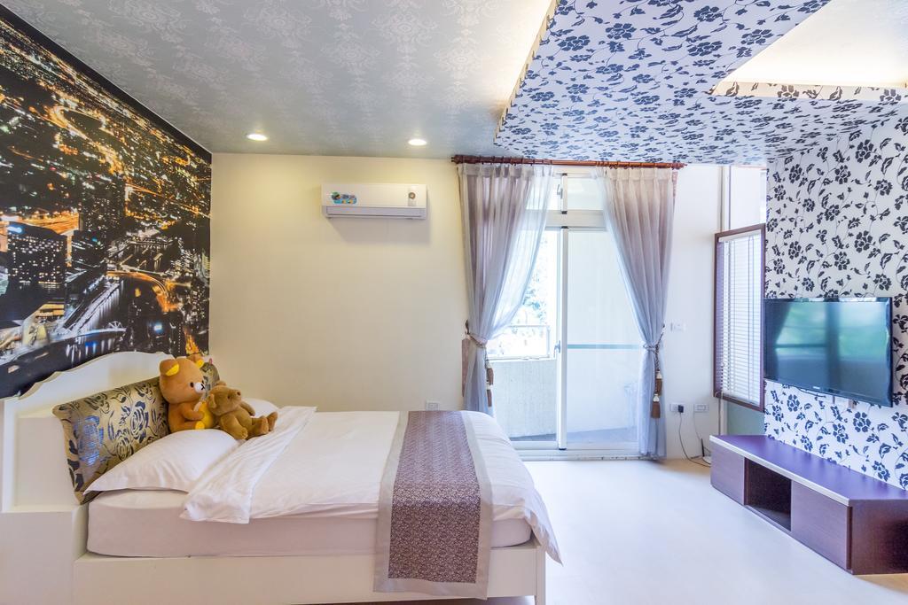 Lover Hot Spring B&B Джиаоси Екстериор снимка
