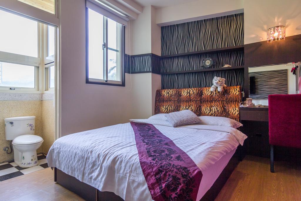 Lover Hot Spring B&B Джиаоси Екстериор снимка